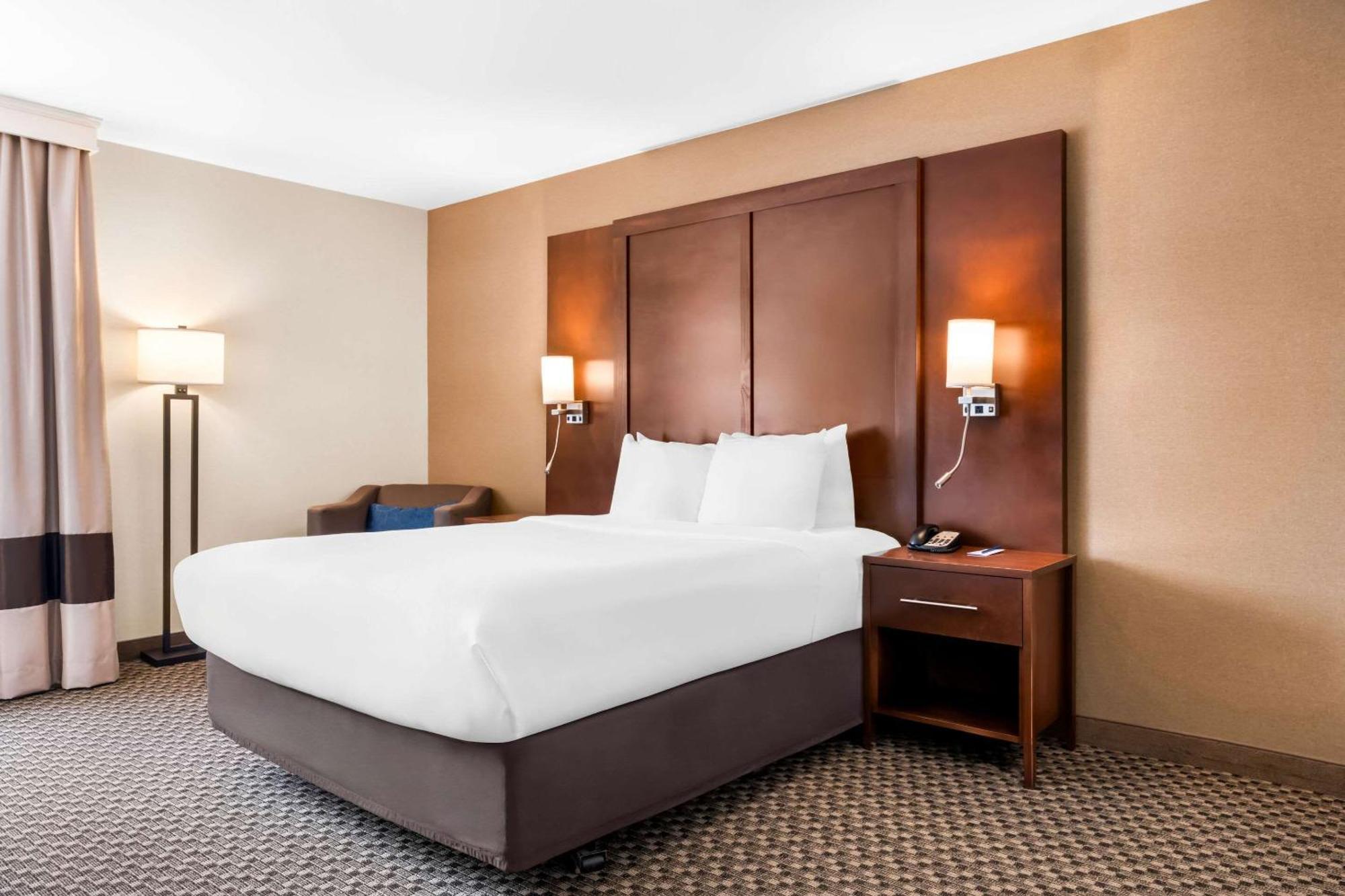 Comfort Inn At Buffalo Bill Village Resort Cody Exterior photo
